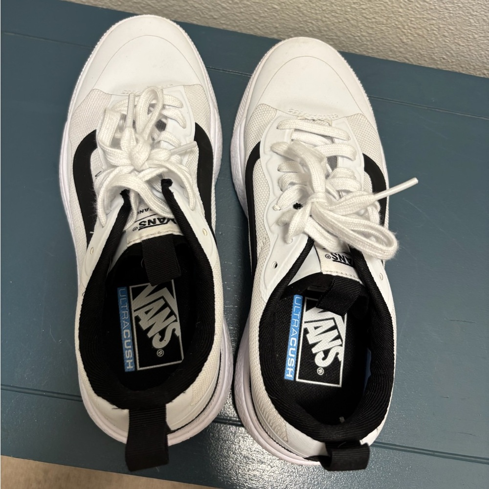 Vans UltraRange EXO shoes women’s 7.5